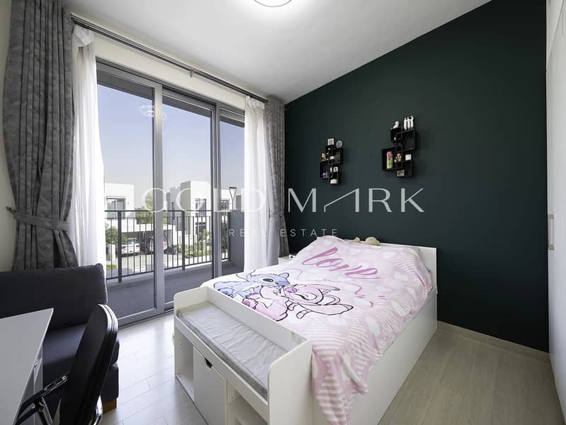 Vacant on Transfer | Private Pool | View Today - Image 20