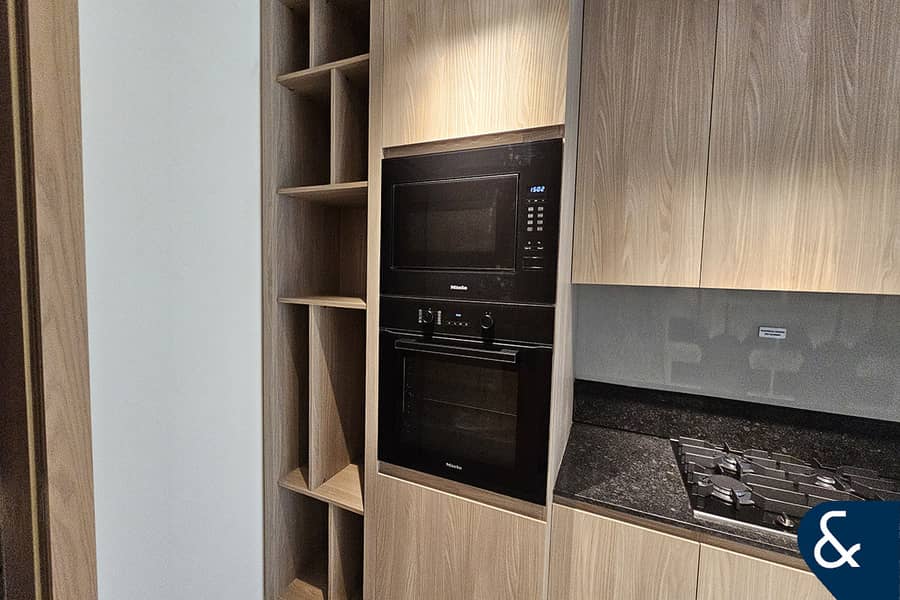 1BR+Duplex | Unfurnished | Pool View