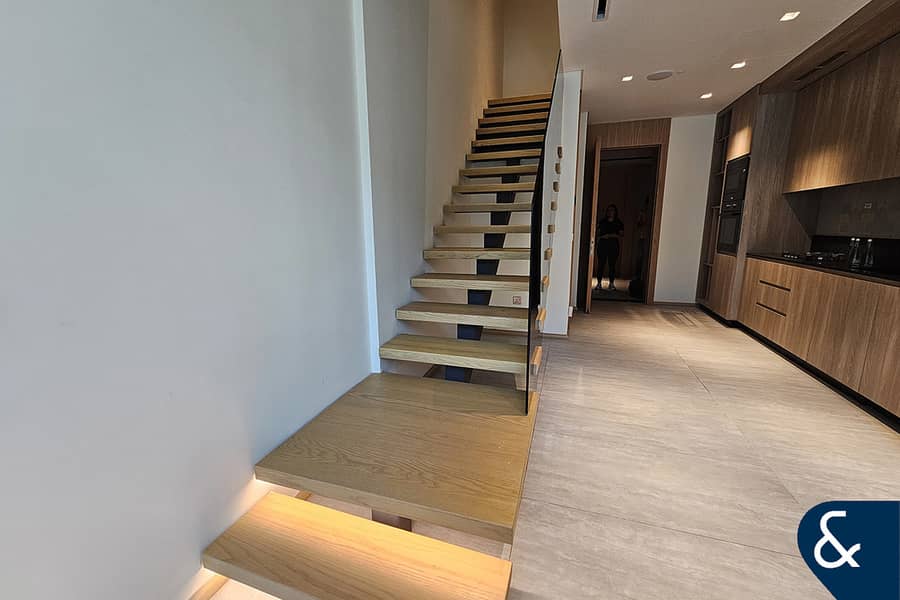 1BR+Duplex | Unfurnished | Pool View - Image 6