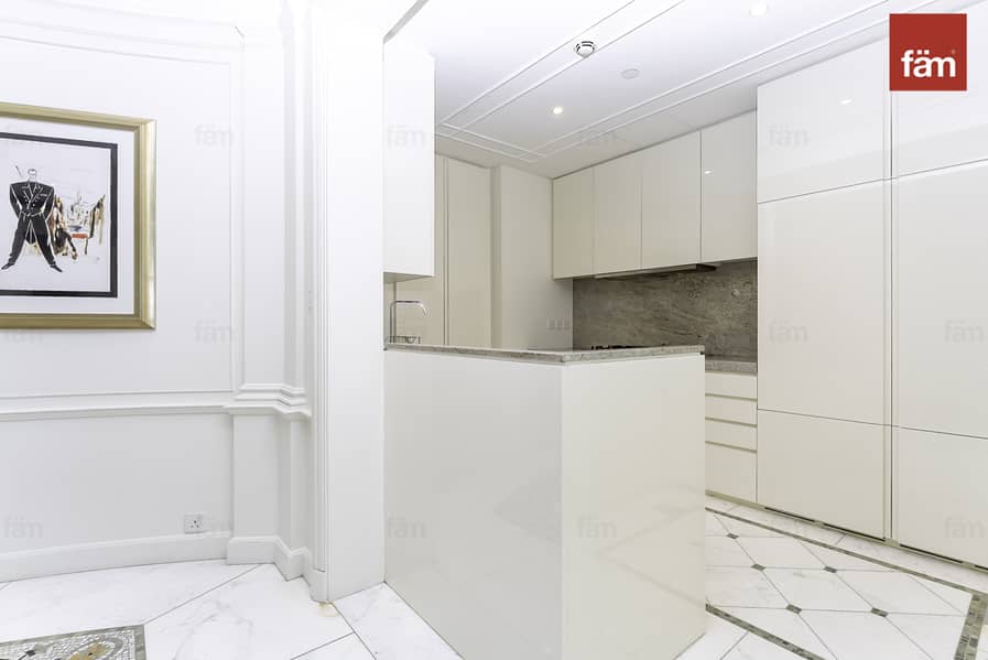 Fully Furnished / Vacant / High Floor - Image 8