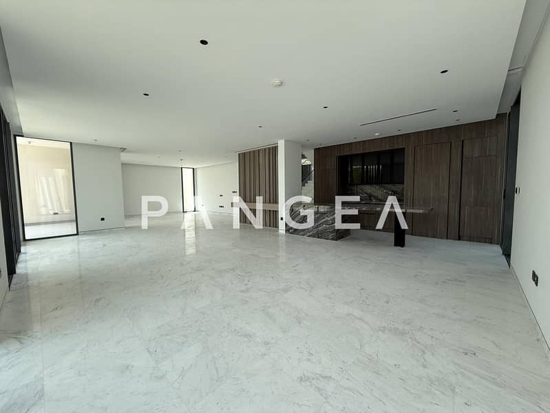 Fully Upgraded | On the Park | Rare Unit