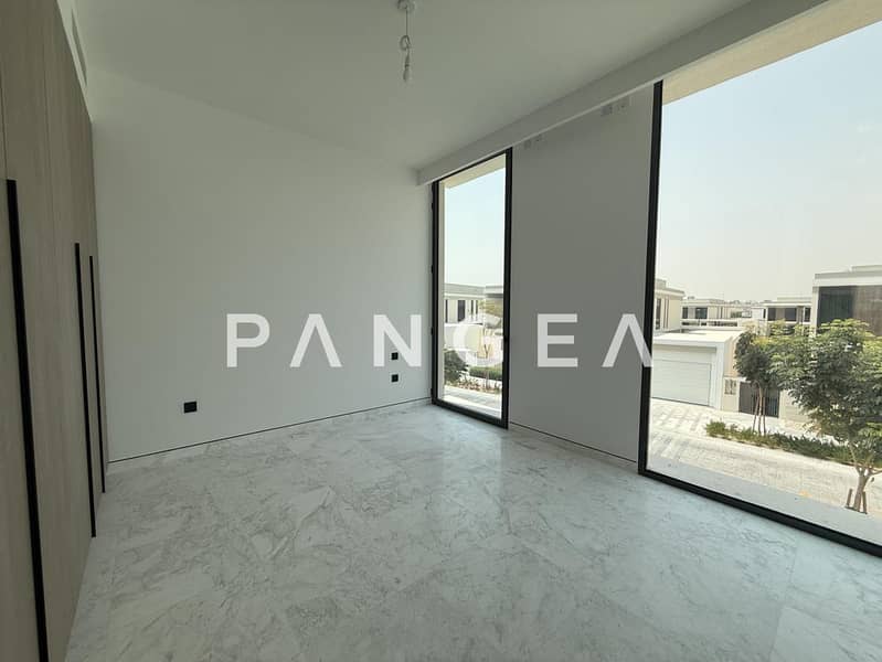 Fully Upgraded | On the Park | Rare Unit - Image 11