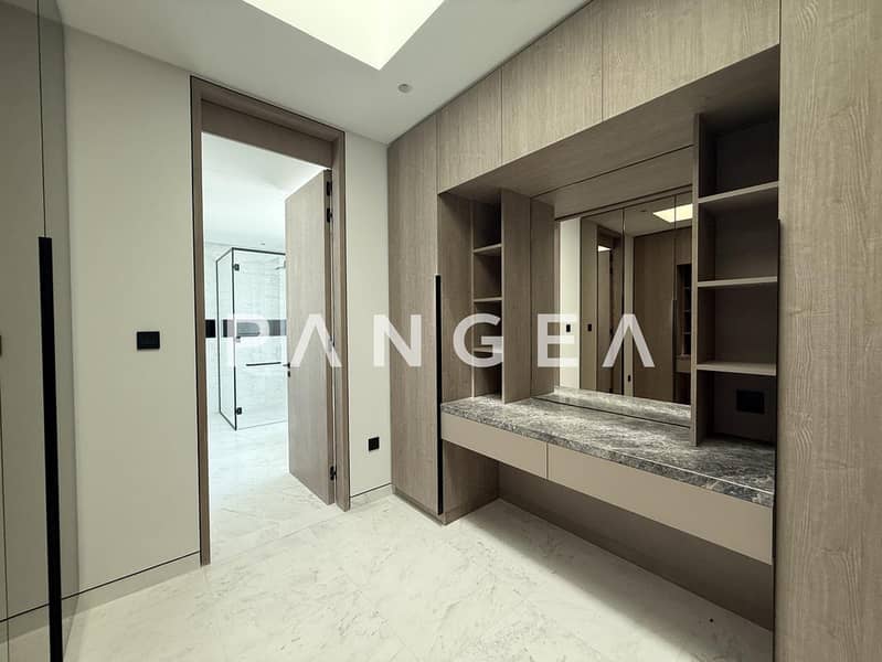 Fully Upgraded | On the Park | Rare Unit - Image 17