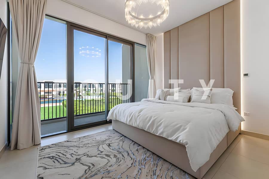 Single Row | Park Backing | Vacant On Transfer