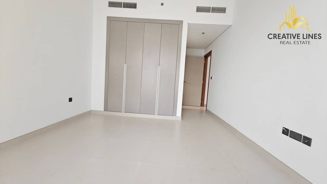 Brand New Spacious Modern 2Bedroom Apartment// all amenities// ready to move - Image 10