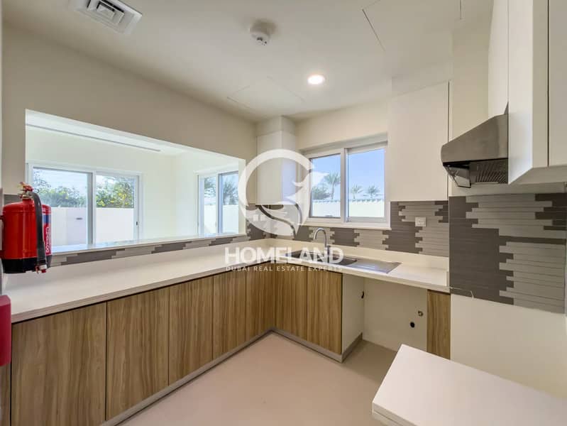 Corner End Unit | Standalone villa | Large Plot - Image 12