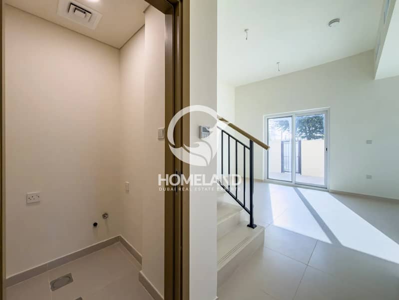 Corner End Unit | Standalone villa | Large Plot - Image 14