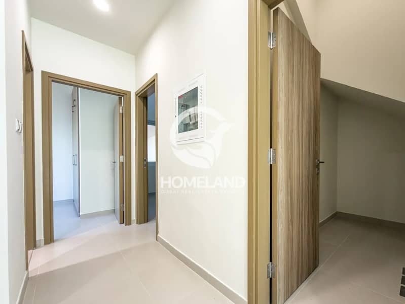 Corner End Unit | Standalone villa | Large Plot - Image 16