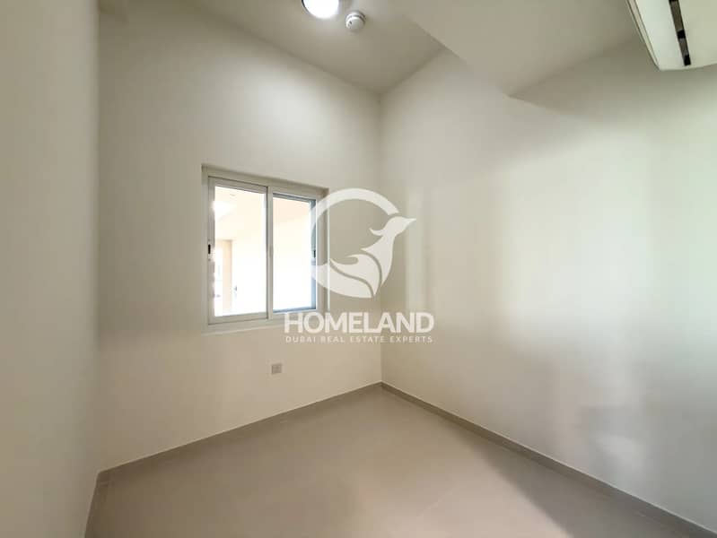 Corner End Unit | Standalone villa | Large Plot - Image 17