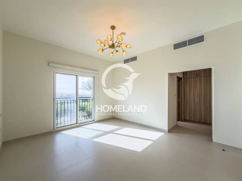 Corner End Unit | Standalone villa | Large Plot - Image 22