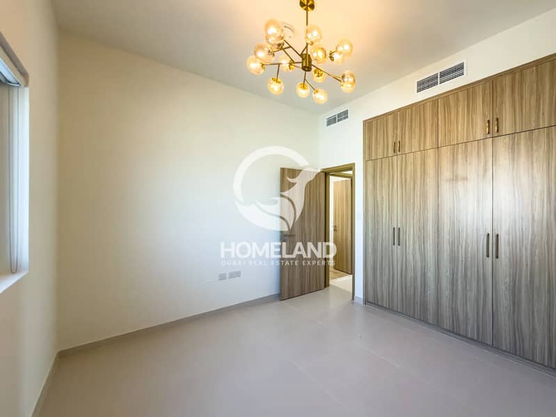 Corner End Unit | Standalone villa | Large Plot - Image 30