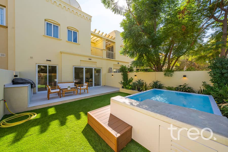 Turn key l High ROI Potential l Vacant on Transfer