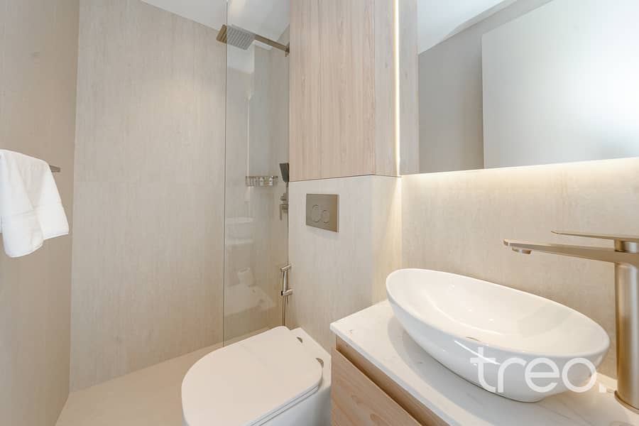 Turn key l High ROI Potential l Vacant on Transfer - Image 18