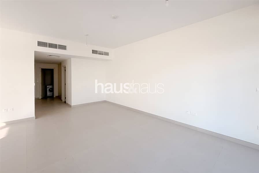 Brand New | 3 Bedroom | Vacant | Private View - Image 17