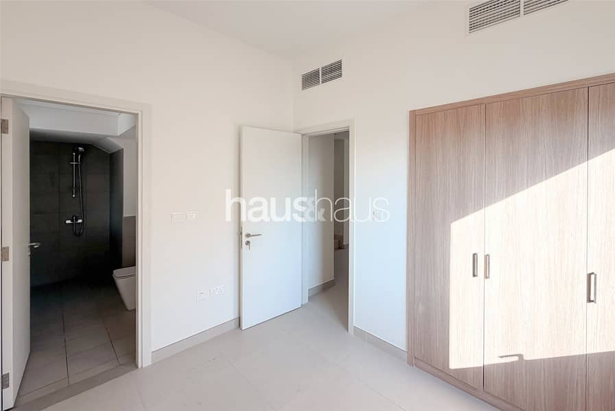 Brand New | 3 Bedroom | Vacant | Private View - Image 16