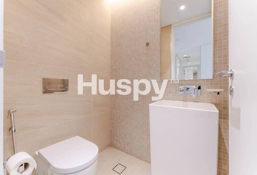 Fully Furnished | Crypto Friendly | Available - Image 15