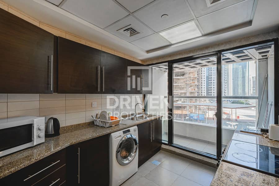 Vacant Apt and Close to Metro | Big Layout - Image 7