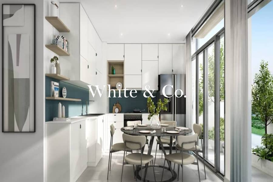 Family Home | Single Row | Classic Style