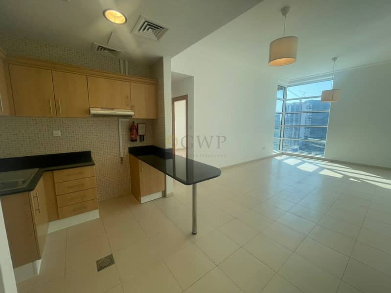 Spacious|Canal Views|Large Balcony - Image 9