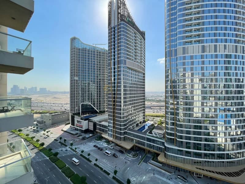 Spacious|Canal Views|Large Balcony - Image 12