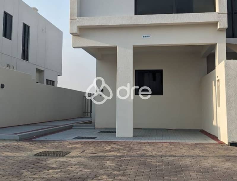 Single Row| L-Shaped Garden | Desert Facing - Image 17