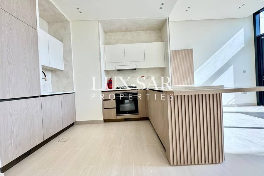 Luxury 1BHK | Binghatti Phantom | For Rent in JVC