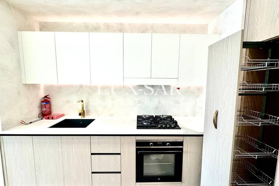 Luxury 1BHK | Binghatti Phoenix | JVC - Image 12