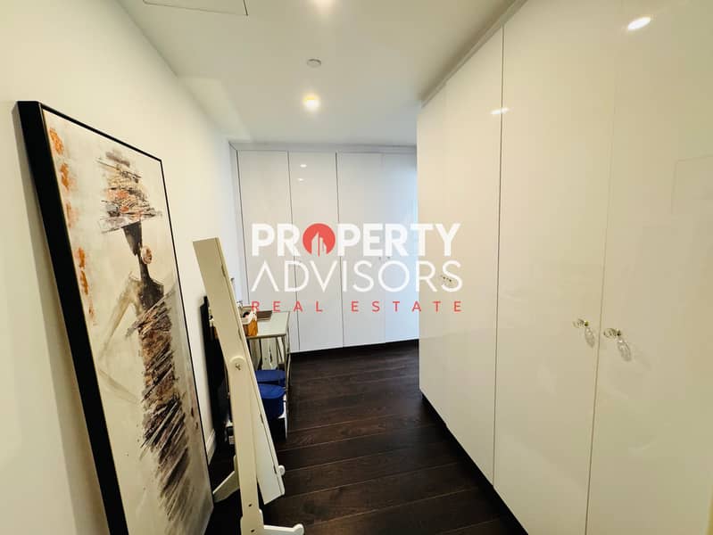 Sea View - Upgraded Half Floor - One f the kind - Image 10