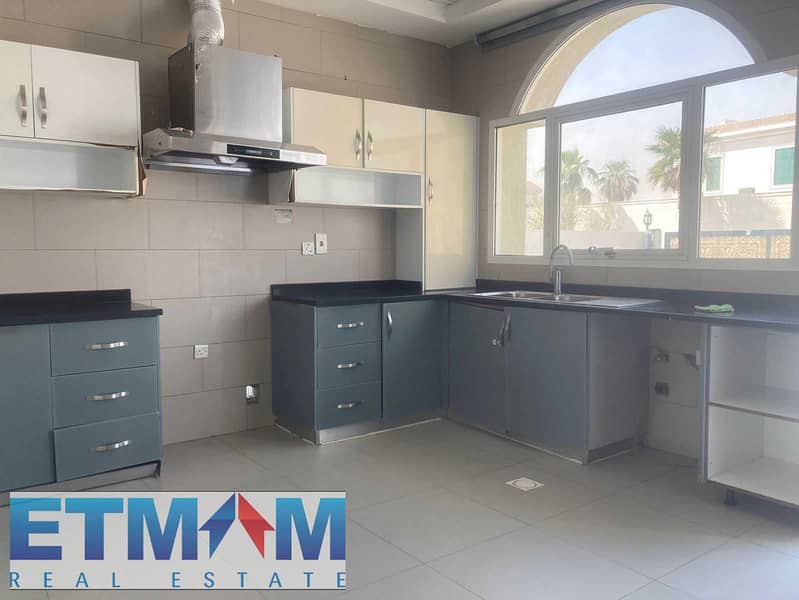 5BR Villa with Majlis & Private Garden | Nad Al Sheba 4 - Image 7