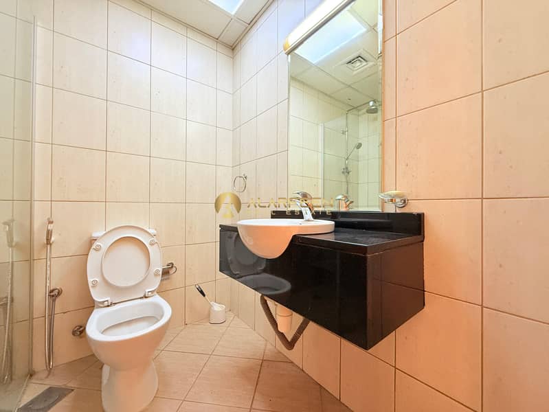 Spacious 2BR | Community View | Pay In 4 Chqs - Image 13