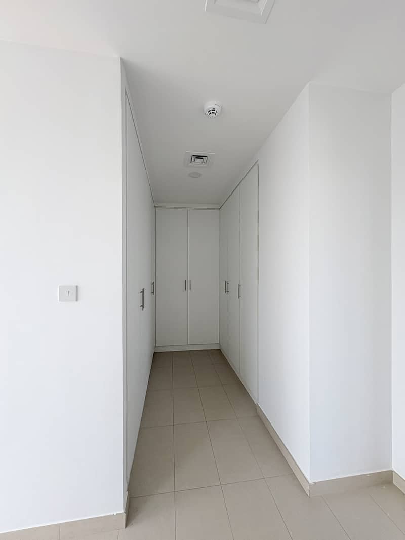 Spacious 4BR | Corner Unit | Ready to Move - Image 10