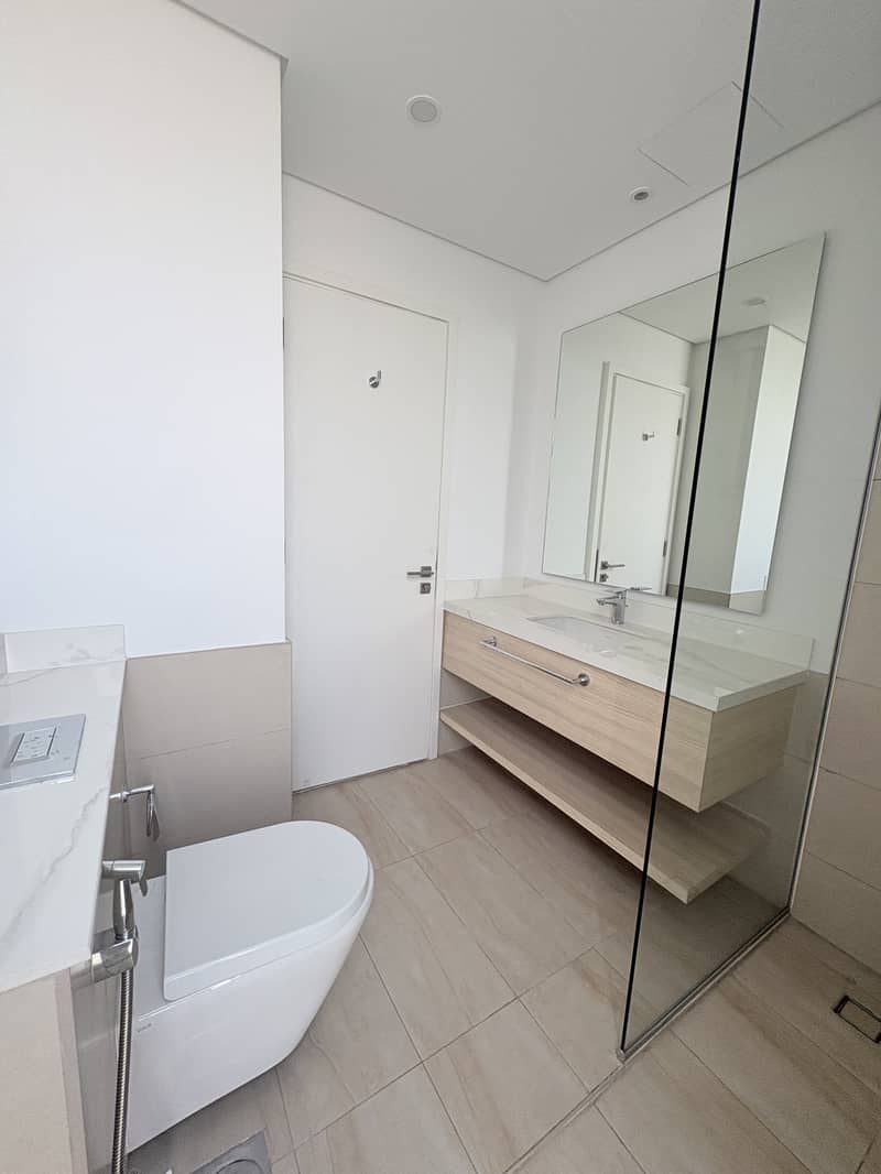 Spacious 4BR | Corner Unit | Ready to Move - Image 13