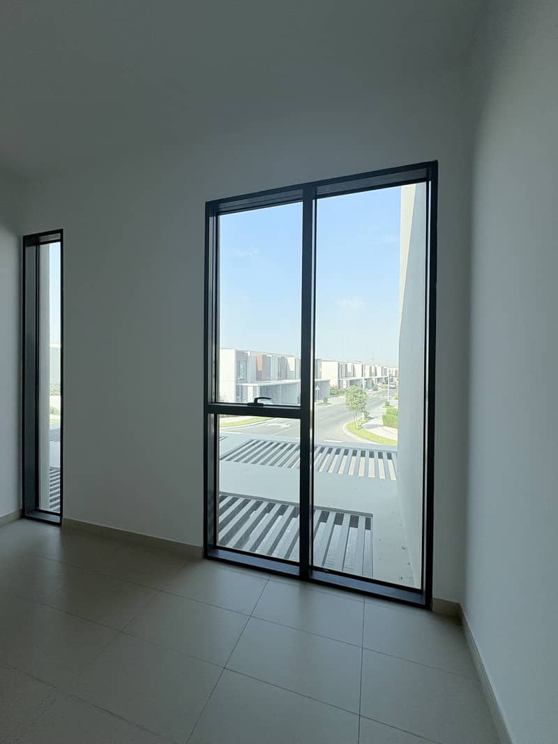 Spacious 4BR | Corner Unit | Ready to Move - Image 18