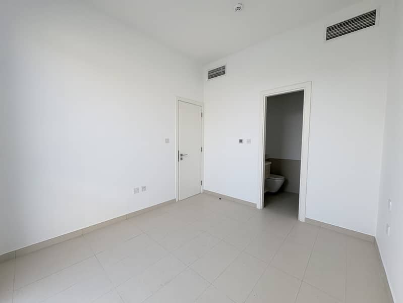 Spacious 4BR | Corner Unit | Ready to Move - Image 22