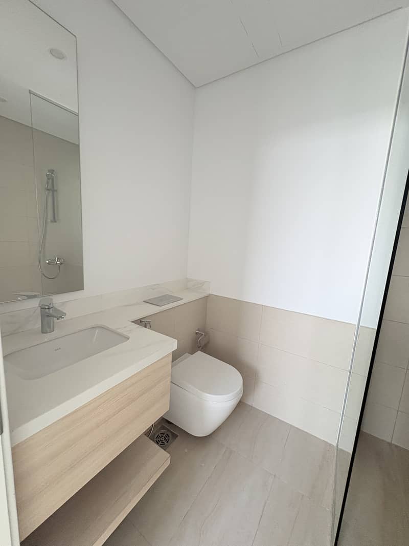 Spacious 4BR | Corner Unit | Ready to Move - Image 24