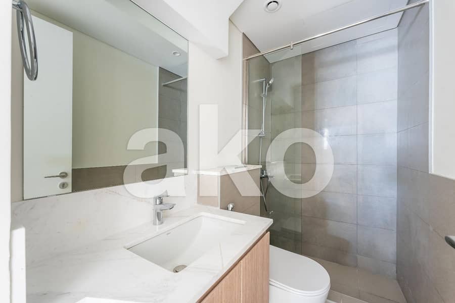 Huge Plot | Ready to Move| Landscaped |