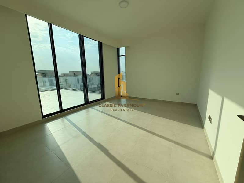 Genuine Listing | Backing Park | 4 beds+7 Washroom - Image 15