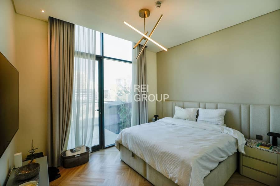 Upgraded Penthouse | 2BR Study | Great Deal - Image 7