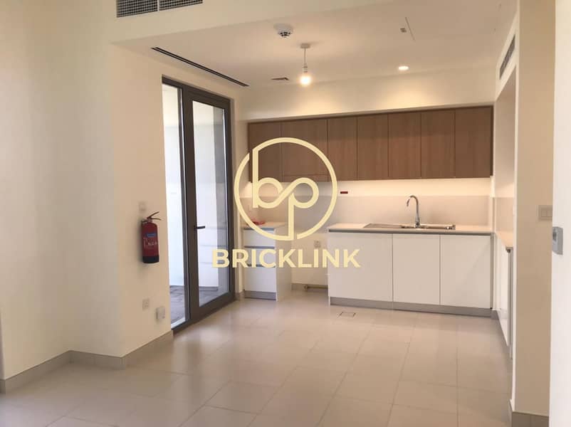 Spacious 3-Bedroom Townhouse Modern Family Living at Parkside 1 - Image 14