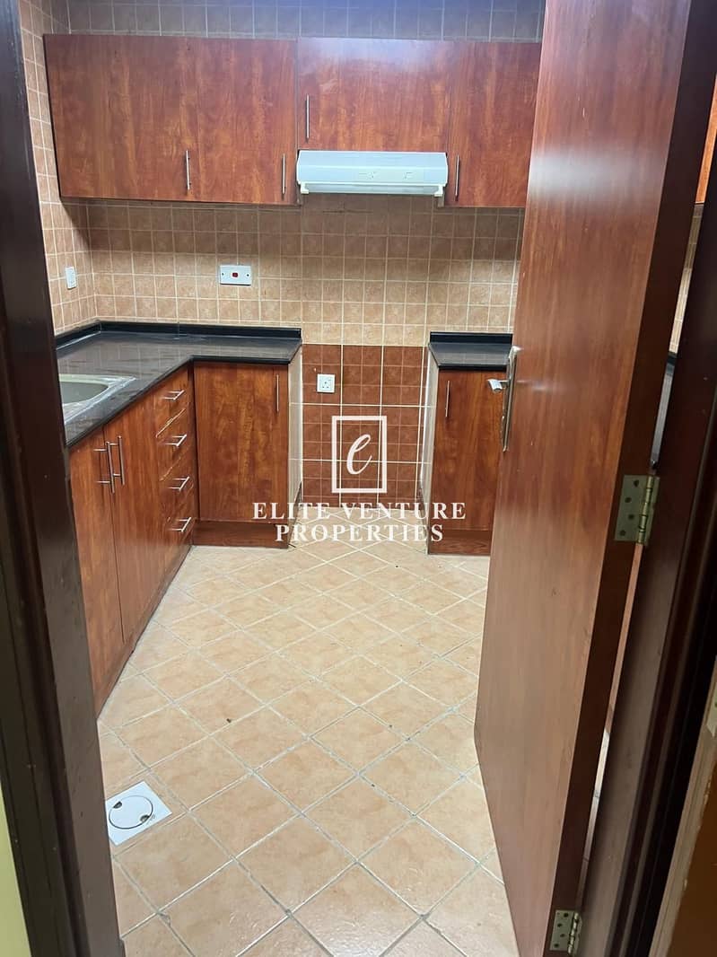 VACANT | 1 BEDROOM | SPACIOUS | BEST DEAL