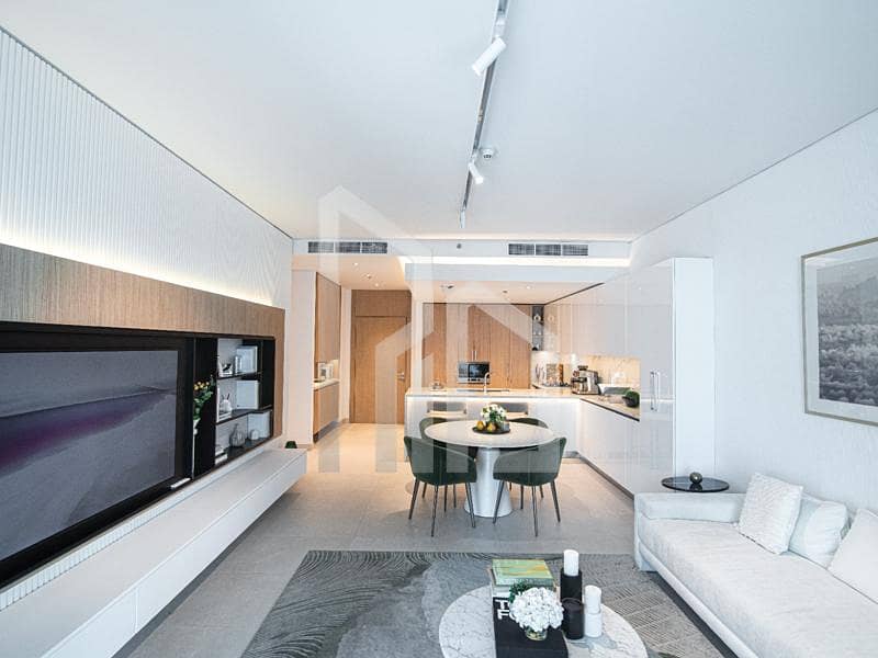 Genuine Resale | Top Floor | Penthouse Unit