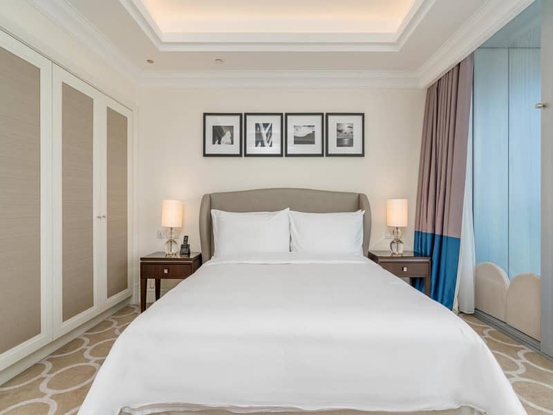 Skyline Luxury | 4 Bed Apartment | Prime Location - Image 12