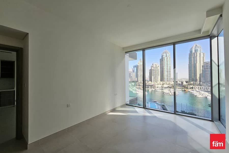 Marina & Canal View, Vacant, Spacious