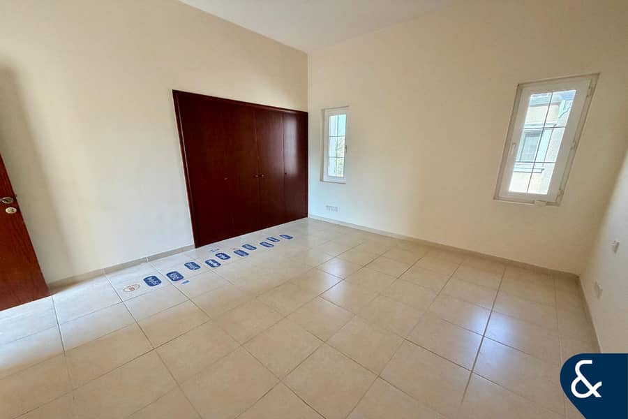 Renovation Opportunity | Vacant | 3 Bed - Image 9