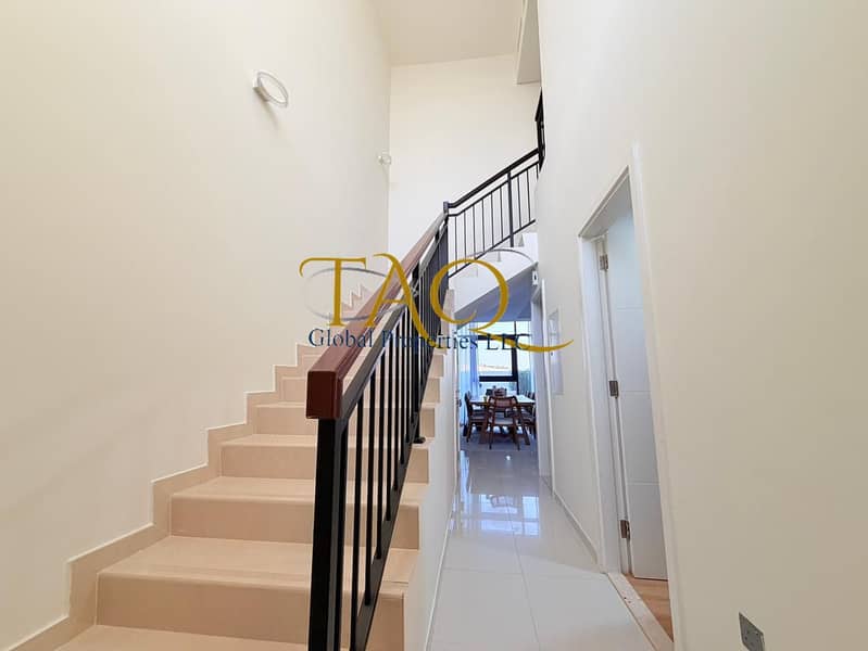 Single Row | Biggest Layout | Vacant on Transfer - Image 12