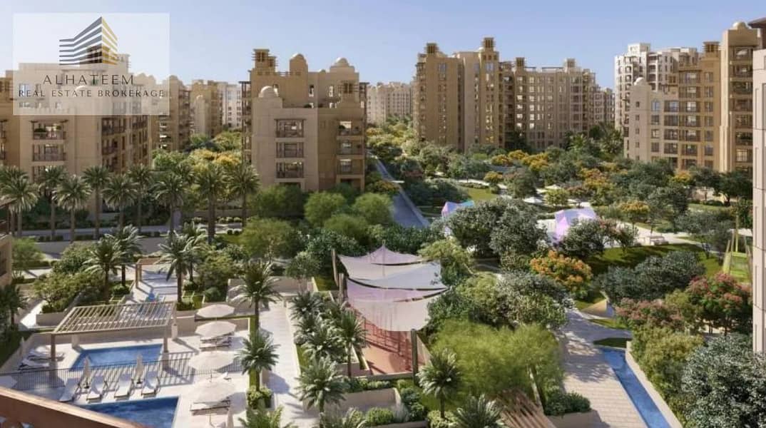 Exclusive Luxury Family Home in Jadeel, Spacious with Balcony and Maids Room Brand New - Image 6