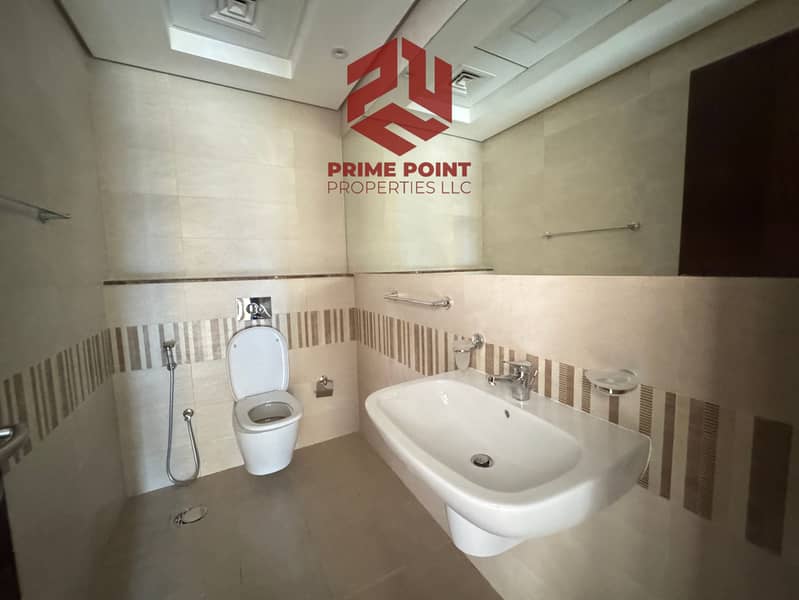 Spacious 1BHK | 968Sqft | Double Balcony | Rented - Image 11