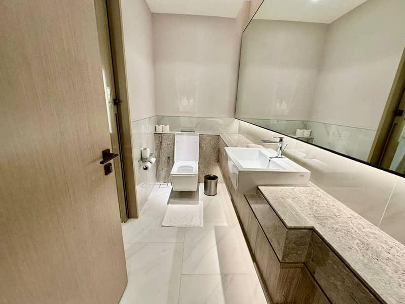 Luxury 3-Bedroom | Address Harbour Point Tower 1 | Sea View | Ready to Move In - Image 23