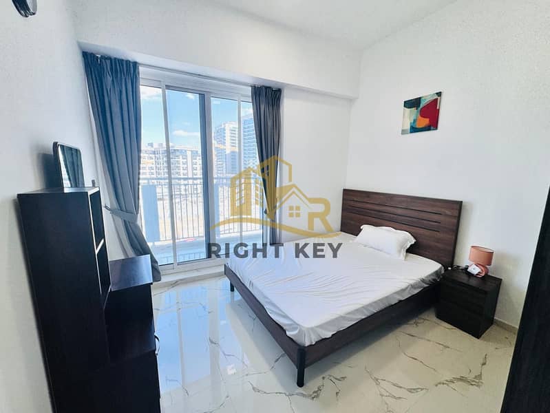 NO COMMISSION/ FULLY FURNISHED/ HIGHER FLOOR/2BHK/125K