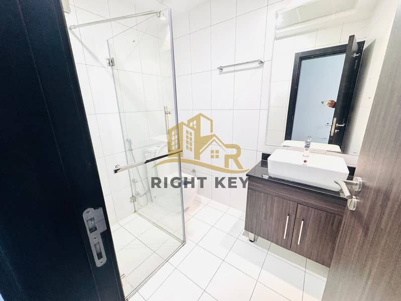 NO COMMISSION/ FULLY FURNISHED/ HIGHER FLOOR/2BHK/125K - Image 6